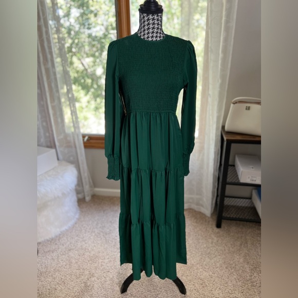 Cupshe Anastasia Smocked Long Sleeve Maxi Dress NEW 💚 - Picture 6 of 9